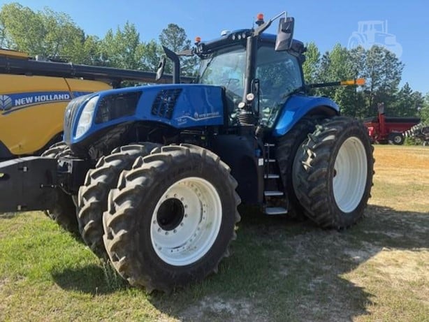 2023 NEW HOLLAND T8.320