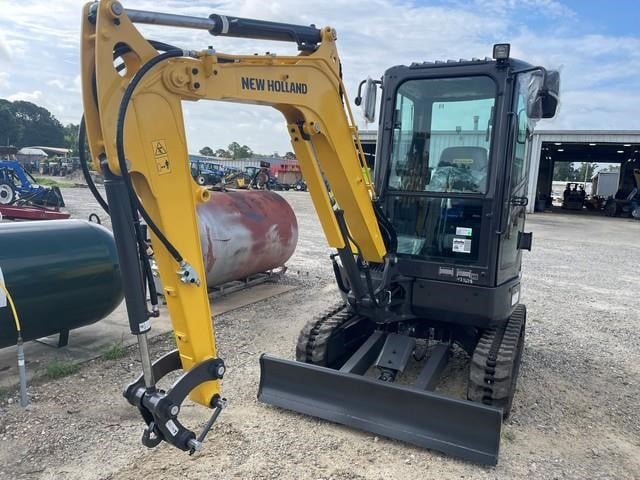 2025 NEW HOLLAND E26C N37628 rental